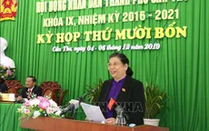 Phó Chủ tịch Quốc hội Tòng Thị Phóng dự kỳ họp thứ 14 của HĐND TP Cần Thơ