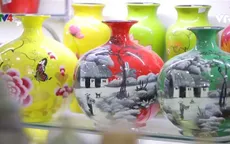 Làng Bát Tràng đa dạng hóa sản phẩm thu hút người tiêu dùng