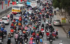 Người dân ùn ùn trở lại Thủ đô sau 9 ngày nghỉ lễ Tết Âm lịch