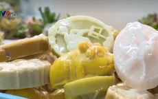 Trao yêu thương với xà phòng thơm của trẻ em khiếm thính