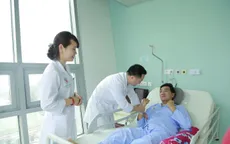 Cứu thành công người đàn ông Hàn Quốc bị đột quỵ não nguy cấp