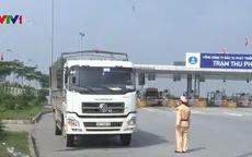 CSGT tổng kiểm tra tài xế sử dụng bia rượu, ma túy trên cao tốc