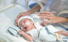Nhật Bản: Cứu sống bé trai nhỏ nhất thế giới
