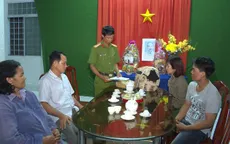 Vĩnh Long: Hai người dân trả lại chiếc túi có 120 triệu đồng