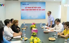 Trao sổ tiết kiệm trị giá 2,1 tỷ đồng cho nạn nhân tai nạn giao thông
