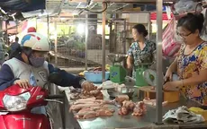 Người tiêu dùng e dè hơn trong việc chọn mua thịt lợn