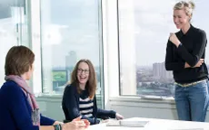 Hàng triệu việc làm ở Anh có nguy cơ "bốc hơi"