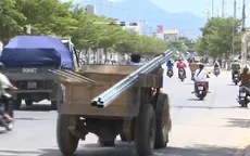 Xe công nông, xe 3 bánh - Những "hung thần trên phố"