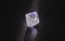 Khai thác viên kim cương "khủng" gần 100 carat tại Nga