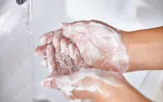 Thói quen khi vào nhà vệ sinh gây hại cho sức khỏe của bạn