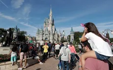 Disney cấm hút thuốc tại các công viên của Mỹ