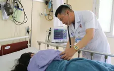 Ăn trứng kiến, người phụ nữ bị sốc phản vệ
