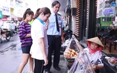 Gánh bánh mỳ gia truyền 30 năm