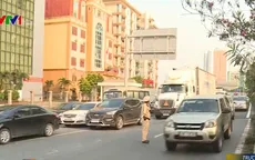 Giao thông tại nhiều tuyến đường cửa ngõ Hà Nội, TP.HCM bị ùn ứ