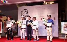 Chân dung Hồ Chí Minh – Góc nhìn từ tranh cổ động (1969 – 2011): Khắc họa lên chân dung vị Cha già dân tộc đầy bình dị