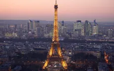 Pháp kỷ niệm 130 năm mở cửa tháp Eiffel