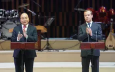 Thủ tướng Nguyễn Xuân Phúc và Thủ tướng Dmitry Medvedev dự Lễ khai mạc Năm chéo Việt - Nga