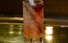 Độc - lạ: Ly cocktail “đèn đỏ”