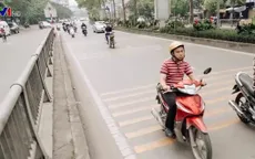 Kẻ gờ giảm tốc ở hầm Kim Liên, Hà Nội