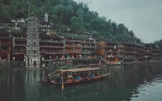 Khám phá ẩm thực của Phượng Hoàng Cổ Trấn