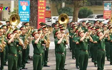 Những nhạc công mang quân hàm xanh