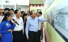 Thủ tướng tham quan Triển lãm "Thanh Hóa xưa và nay"