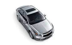 Triệu hồi hơn 7.500 xe Chevrolet Cruze và Orlando
