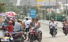 Khánh Hòa: Họp chợ lấn chiếm tỉnh lộ 3