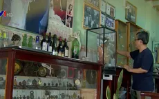 Người đàn ông miền Tây duyên nợ với tiền cổ