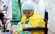 Mẹ con sản phụ ung thư vú giai đoạn cuối đã được gặp nhau