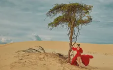 Hoa hậu Hằng Nguyễn cá tính trong bộ ảnh thời trang tại đồi cát Phan Thiết