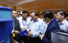 Thủ tướng tham quan Triển lãm công nghệ phòng chống thiên tai