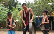 Bảo tồn văn hóa cồng chiêng qua nhiều thế hệ