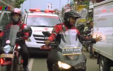 Đội mô tô giải cứu xe cứu thương tại Indonesia