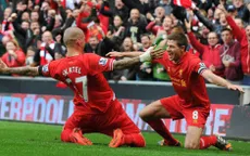 Steven Gerrard muốn tái ngộ với đồng đội cũ ở Rangers