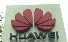 Foxconn tạm dừng dây chuyền sản xuất một số điện thoại Huawei