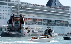 Tàu du lịch mất lái đâm vào bến tàu ở Venice
