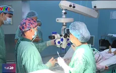 5 bệnh nhân được ghép giác mạc do những người Mỹ hiến tặng