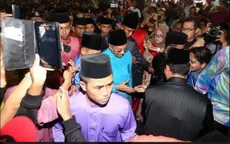 Hàng nghìn người dân Malaysia đổ về dinh Thủ tướng đón Tết Hồi giáo