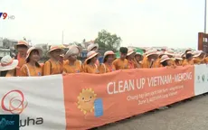 Chung tay làm sạch sông Mekong