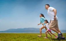 Lớn cùng con - Đồng hành cùng con trong hành trình khôn lớn