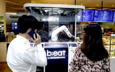 Robot pha cà phê tại Seoul, Hàn Quốc
