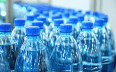 Hạt vi nhựa tồn tại trong nước uống đóng chai