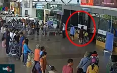 Muôn kiểu "ngáo đá" quậy phá sân bay