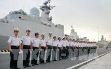 Tàu hộ vệ 016 Quang Trung thăm Nga