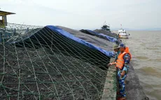 Cảnh sát biển tạm giữ tàu chở 2.000 tấn than không rõ nguồn gốc