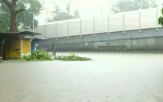 Thành phố Mumbai (Ấn Độ) tê liệt vì mưa lớn