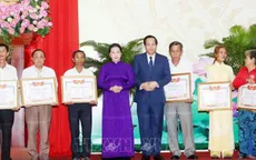Chủ tịch Quốc hội dự lễ trao bằng Tổ quốc ghi công