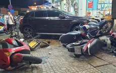 Nữ tài xế lái xe Mercedes tông hàng loạt xe máy ở Sài Gòn, nhiều người nhập viện