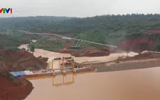 Người dân đứng ngồi không yên vì sự cố đập thủy điện Đăk Kar